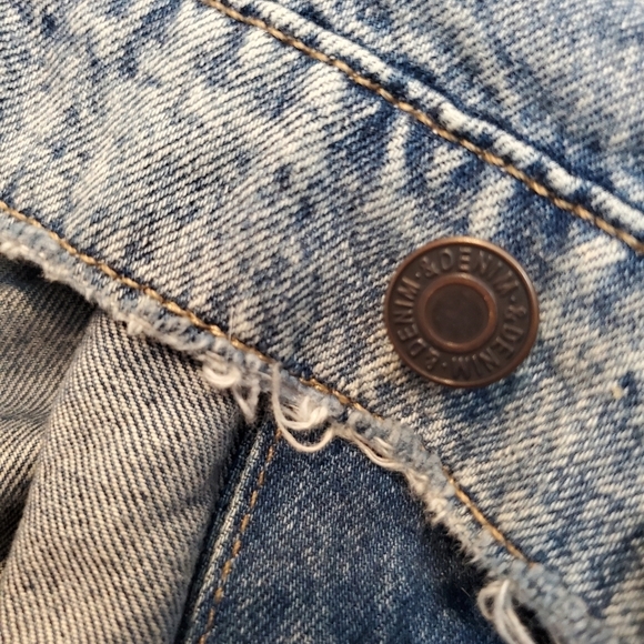 🏈NEW DISTRESSED JACKET - Picture 14 of 15